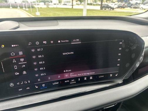 2025 Audi Q6 e-tron Premium