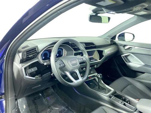 2024 Audi Q3 45 S line Premium