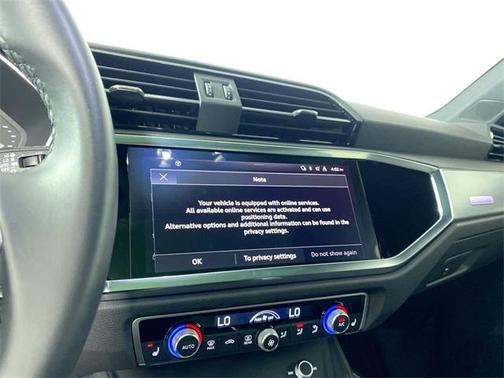 2024 Audi Q3 45 S line Premium