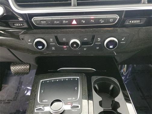 2019 Audi Q7 55 Premium Plus