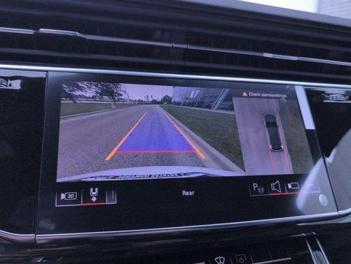 2025 Audi Q7 55 Prestige