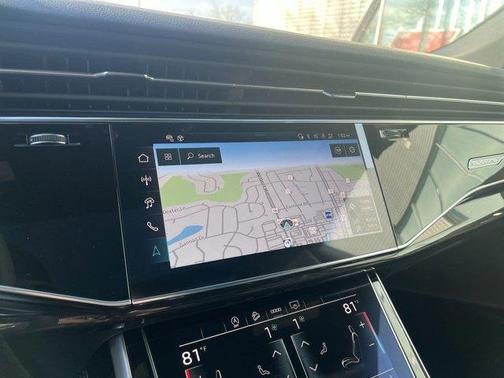 2025 Audi Q8 Premium Plus