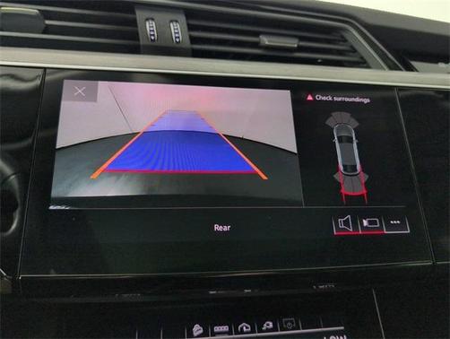 2021 Audi e-tron Premium