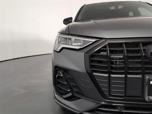 2025 Audi Q3 45 S line Premium