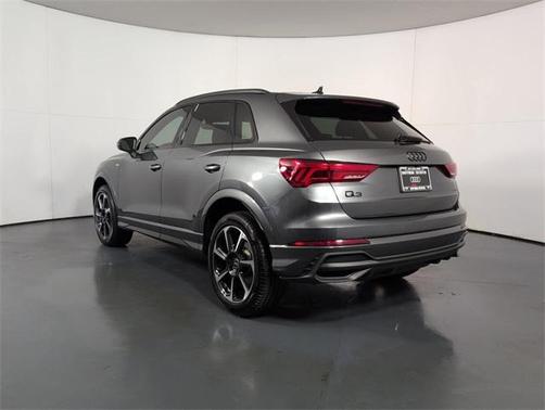 2025 Audi Q3 45 S line Premium