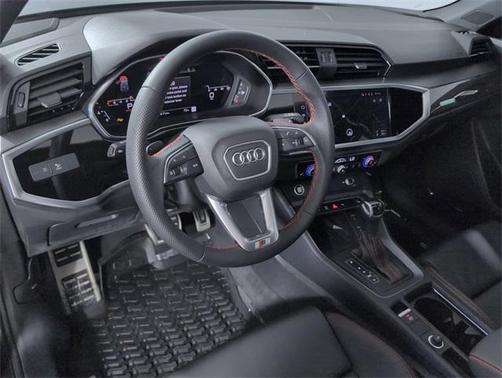 2025 Audi Q3 45 S line Premium