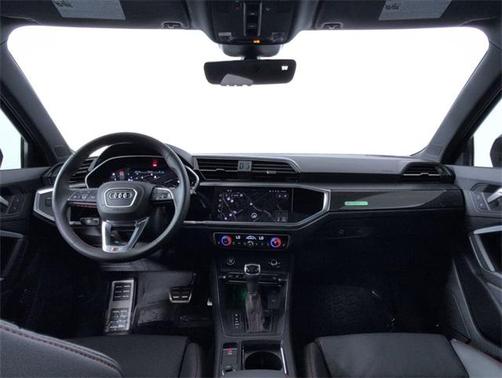 2025 Audi Q3 45 S line Premium