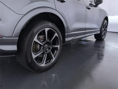 2025 Audi Q3 45 S line Premium