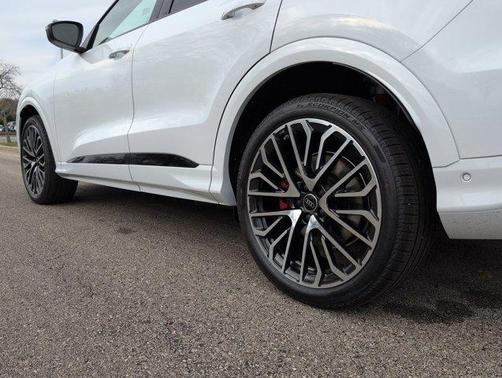 2025 Audi SQ5 3.0T quattro Premium