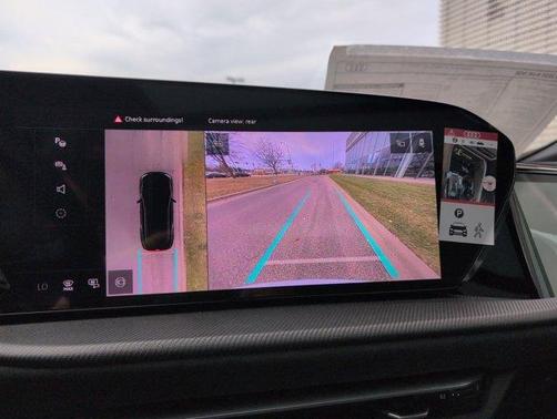 2025 Audi SQ5 3.0T quattro Premium