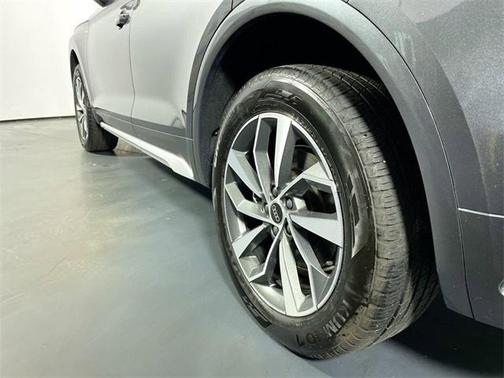 2024 Audi Q5 45 S line quattro Premium