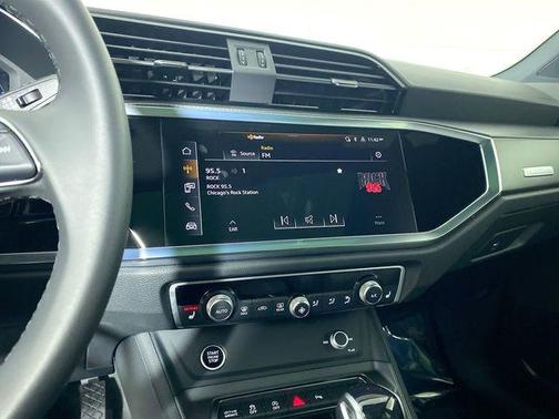 2025 Audi Q3 45 S line Premium