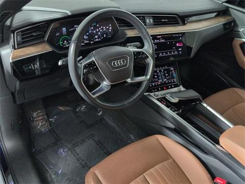 2021 Audi e-tron Premium Plus
