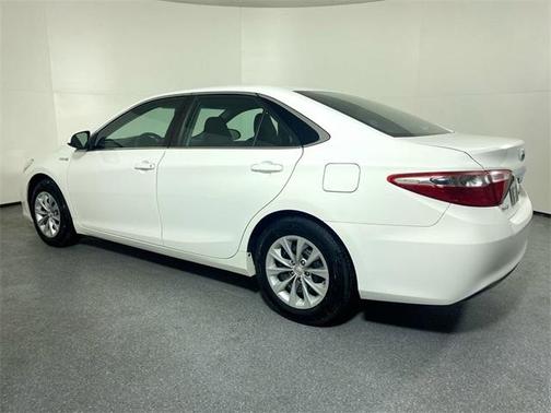 2015 Toyota Camry Hybrid 