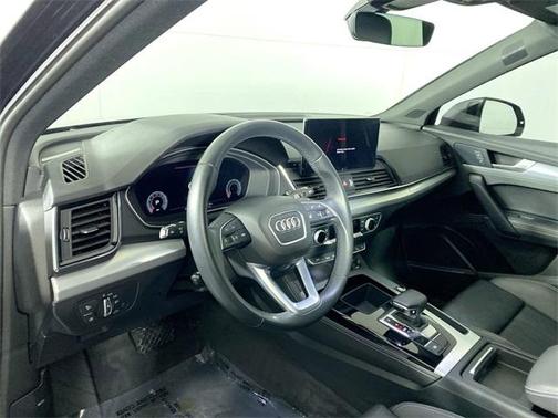2022 Audi Q5 45 S line Premium Plus