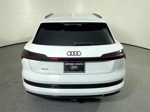 2022 Audi e-tron Premium