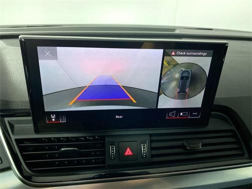 2025 Audi Q5 45 S line quattro Premium