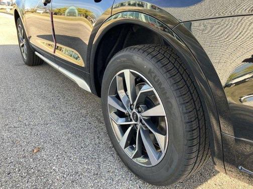 2025 Audi Q5 45 S line quattro Premium