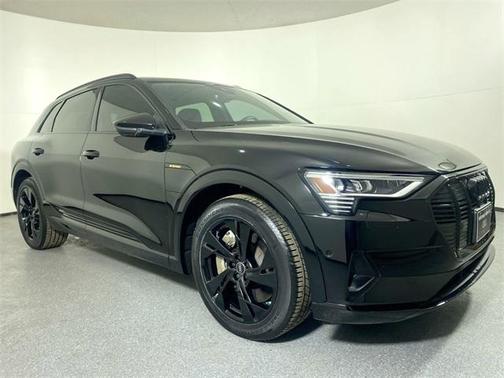 2022 Audi e-tron Premium