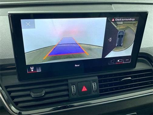 2025 Audi Q5 45 S line quattro Premium