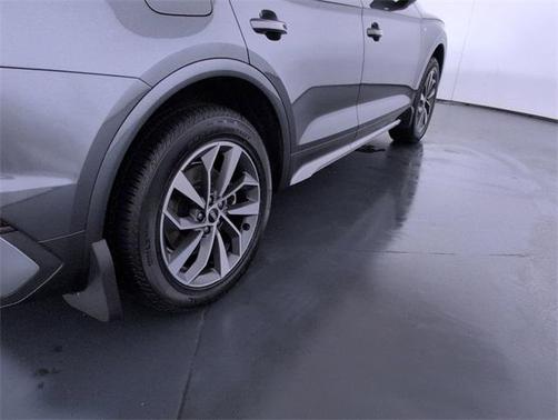 2022 Audi Q5 45 S line Premium Plus