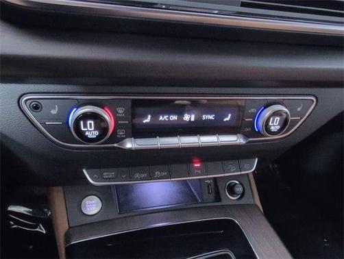 2022 Audi Q5 45 S line Premium Plus