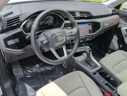 2025 Audi Q3 45 S line Premium