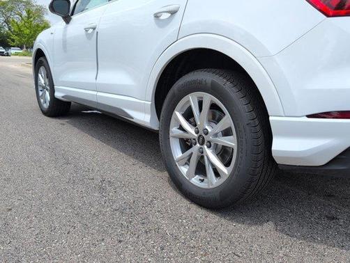 2025 Audi Q3 45 S line Premium