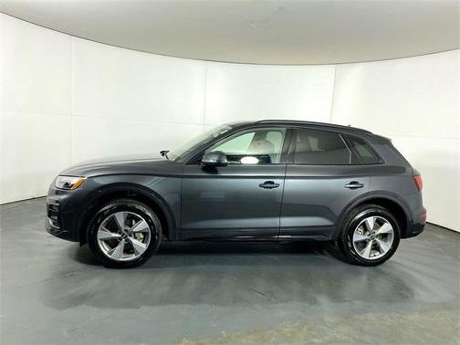 2024 Audi Q5 40 Premium