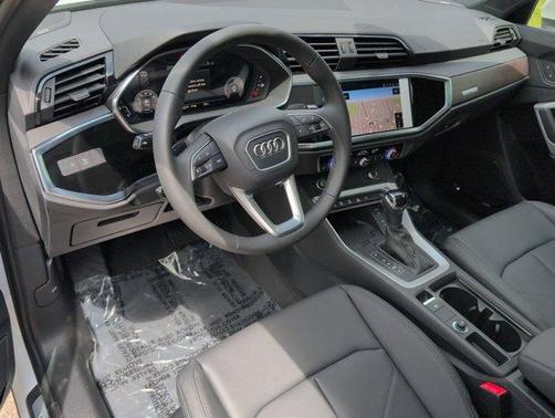 2025 Audi Q3 45 S line Premium