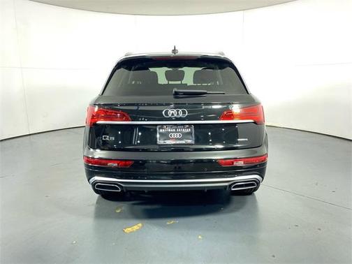 2022 Audi Q5 45 S line quattro Premium