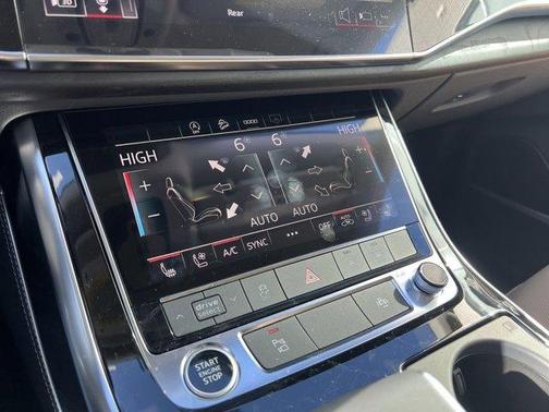2025 Audi Q8 Premium Plus
