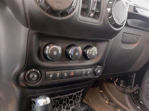 2015 Jeep Wrangler Unlimited Altitude