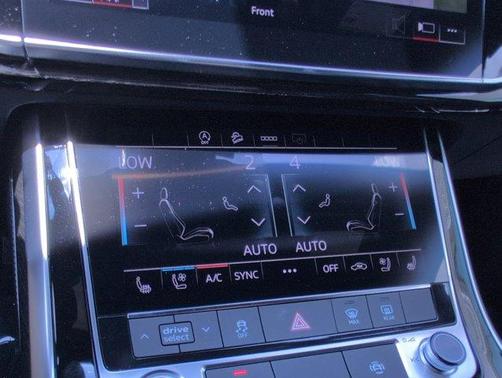2025 Audi Q7 45 Premium Plus