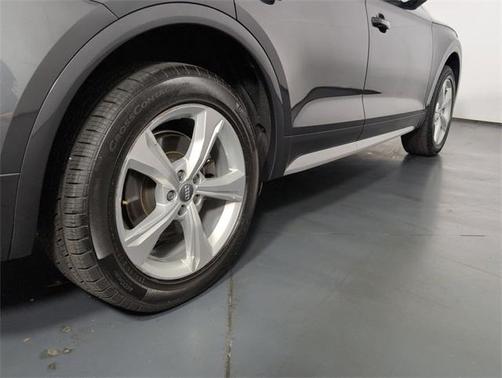 2020 Audi Q5 40 Premium Plus