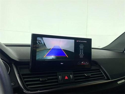 2022 Audi Q5 45 S line quattro Premium