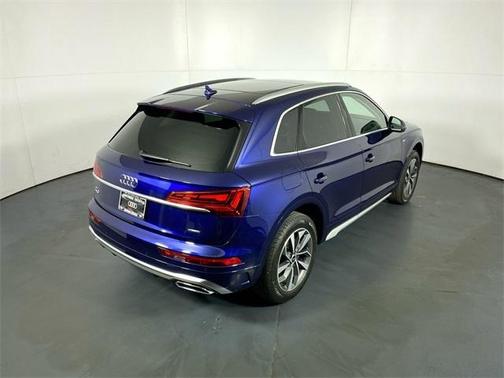 2024 Audi Q5 45 S line quattro Premium