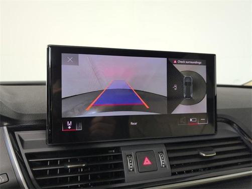 2025 Audi Q5 45 S line quattro Premium
