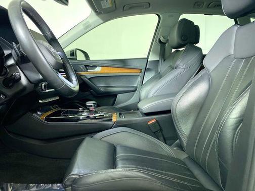 2021 Audi Q5 45 Prestige