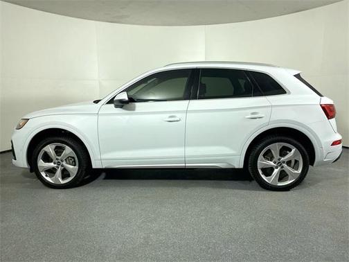 2021 Audi Q5 45 Prestige