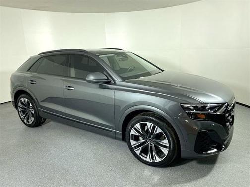 2025 Audi Q8 55 Premium