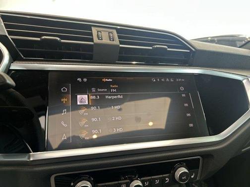 2025 Audi Q3 45 S line Premium