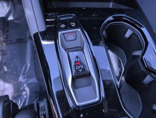2025 Audi Q5 2.0T quattro Premium