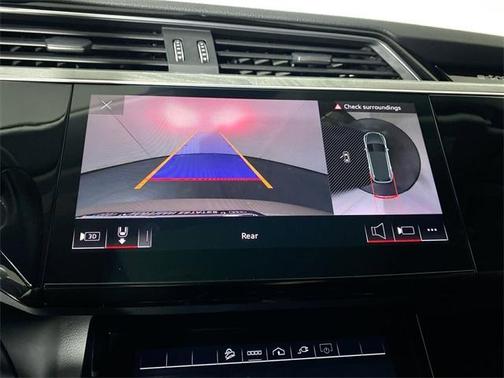 2021 Audi e-tron Premium