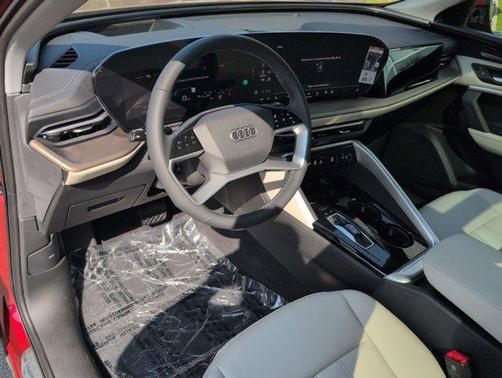 2025 Audi Q5 2.0T quattro Premium