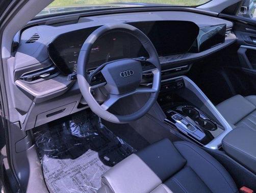 2025 Audi Q5 2.0T quattro Premium
