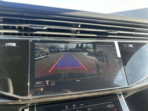 2025 Audi Q8 Premium Plus