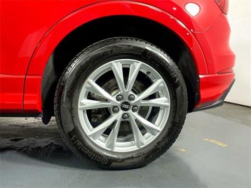 2021 Audi Q3 45 S line Premium