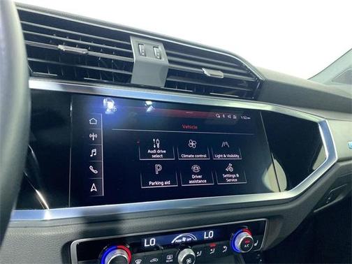 2021 Audi Q3 45 S line Premium
