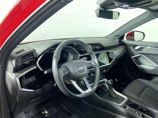 2021 Audi Q3 45 S line Premium
